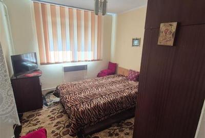 Apartament cu 3 camere semidecomandat în Viziru 1 - 3