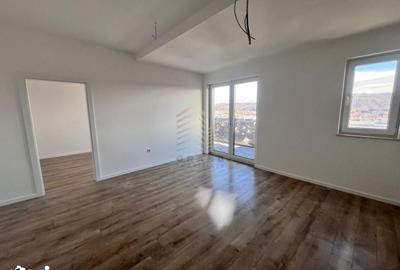 Apartament cu 3 camere în Central - 11