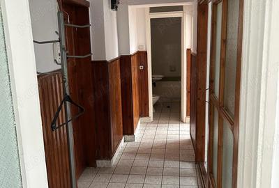 Vand apartament 2 camere decomandat la etajul 2 in blocul pompierilor - 3