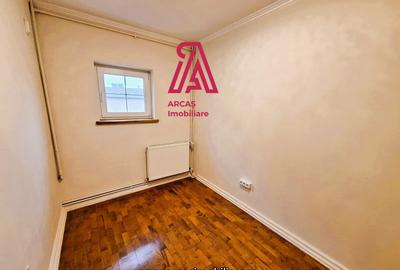 Casa de vanzare 6 camere Parcul Sub Arini! - 14