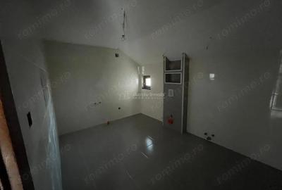 Caransebes, Casa 7 Camere + Teren 600 Mp., Zona Pipirig - 3