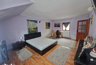 Casă cu 5 camere cu Teren 367 Mp în Central - 14