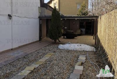 Casa metrou Aparatorii Patriei, Patinoar  spatioasa 3 camere , curte - 4