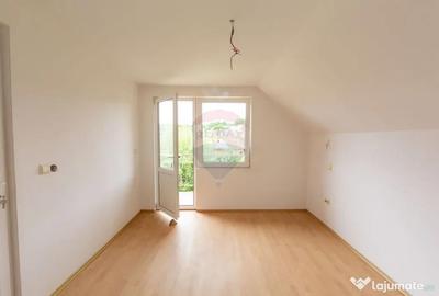 Casă cu 5 camere cu Teren 378 Mp în Purcăreni - 10