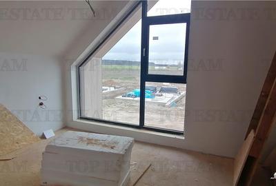 Casă cu 4 camere cu Teren 400 Mp în Afumați - 2