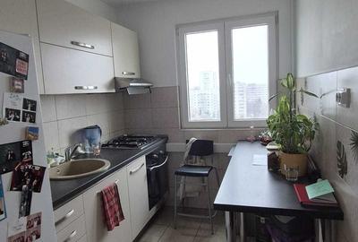 Apartament cu 2 camere decomandat în Central - 3