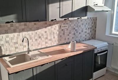 Apartament cu 3 camere decomandat în Central - 3