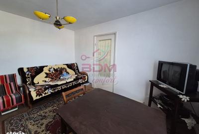 Apartament cu 3 camere semidecomandat în Micro 1 - 7