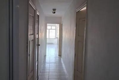 Spațiu comercial, de 286 mp, în Sud - 2