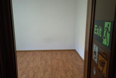 2 camere Calea Bascov / E.uri , Decomandat / centrală , zonă liniștită! 2 camere Calea Bascov / E.uri , Decomandat / centrală , zonă liniștită! - 3