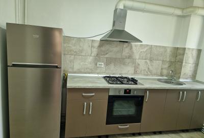 Apartament cu 3 camere decomandat în Central - 4