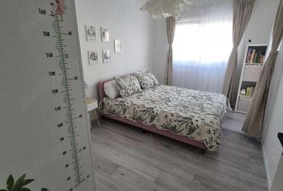 Apartament cu 3 camere decomandat în Moșnița Nouă - 4