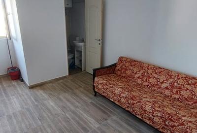 Garsonieră în Apărătorii Patriei