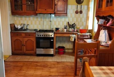 Casă cu 7 camere cu Teren 600 Mp în Decebal - 6