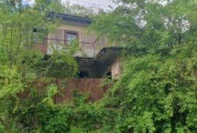 Casă cu 1 camere cu Teren 290 Mp în Petros - 11