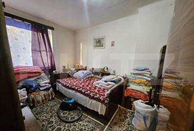 Apartament cu 3 camere, zona Bd. Ecaterina - 1