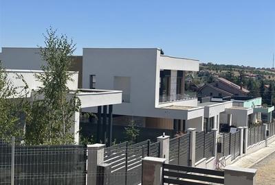 Eleganta si spatiu intr-un cadru natural  - vile noi aproape de centrul orasului - 15