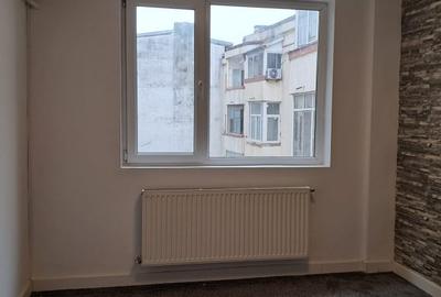 Casă individuală cu 12 camere cu Canalizare în P-ța Muncii - 11