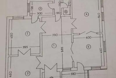 Casă cu 7 camere cu Teren 430 Mp în Tineretului - 1