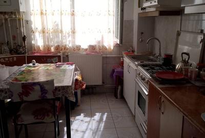 Apartament cu 2 camere semidecomandat în Hipodrom