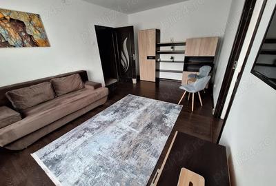 Persoana fizica, inchiriez apartament 2 camere, Podu Ros, Palas - 1