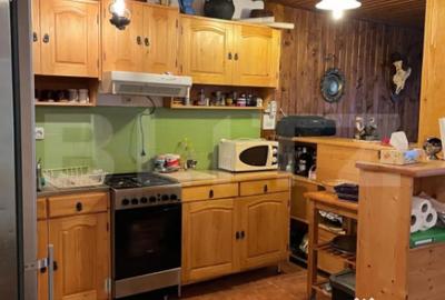 Casă cu 3 camere cu Teren 2243 Mp în Central - 11