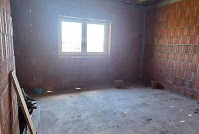 Casă individuală cu 4 camere cu Teren 600 Mp în Păulești - 9