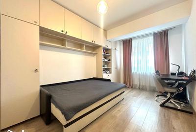 Apartament cu 3 camere, mobilat în Tractorul - 7