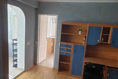 Apartament cu 2 camere semidecomandat, mobilat în Semicentral - 1