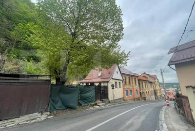 Teren de 900 mp, în Central - 4