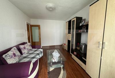 Apartament de vanzare, cu 3 camere, zona Astra