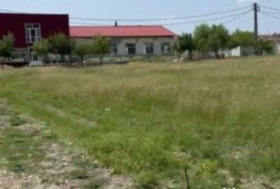 Teren de 9498 mp, în Central - 3