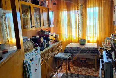 Apartament cu 4 camere în Central - 14