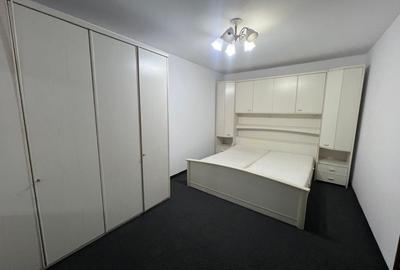 Apartament cu 4 camere decomandat în Central - 8