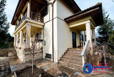 Casă cu 7 camere în Mineri - 10