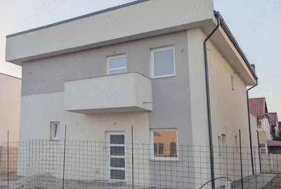 Casă cu Teren 390 Mp în Bariera Vâlcii - 1