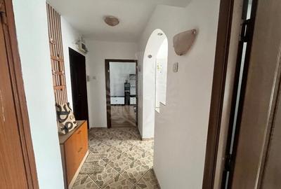 Apartament cu 2 camere decomandat în B-dul București - 4