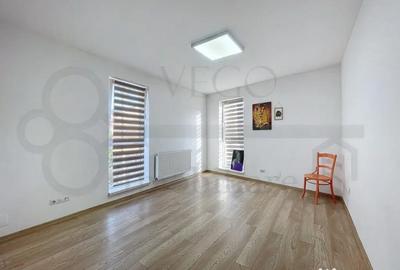 Casă cu 5 camere cu Canalizare în Semicentral - 13