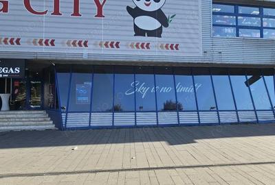 Spațiu comercial, de 289 mp, în Central - 2