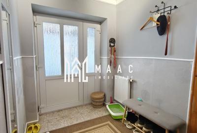 Casă individuală cu 3 camere cu Canalizare în Axente Sever - 11