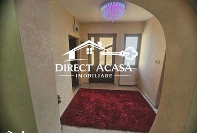 Casă cu Teren 1100 Mp în Central - 1