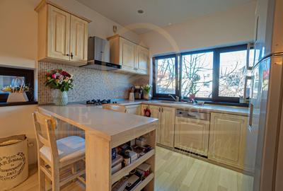 PALAZU – MALUL LACULUI – VILA 2016 LA CHEIE, ARHITECTURA DEOSEBITA! - 7