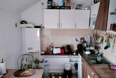 Garsonieră decomandată în Lipovei
