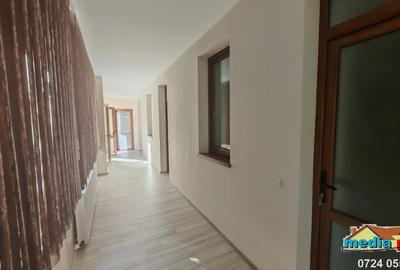 Casă individuală cu 5 camere cu Teren 686 Mp în Piața Centrală - 5