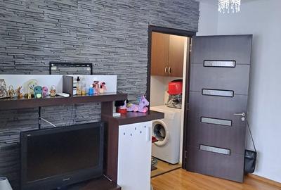 Garsonieră în Craiovița Nouă - 3