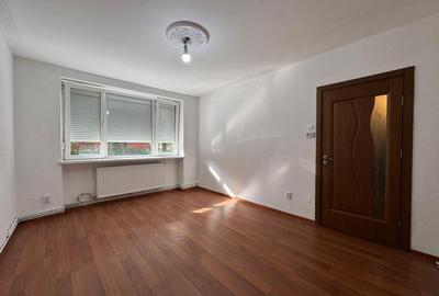 Apartament cu doua camere,  zona Electroprecizia, pozitionare buna!!!