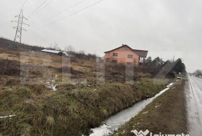 Teren de 1049 mp, în Priseaca - 3