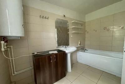 Casă cu 1 camere cu Canalizare în Micro 17 - 2