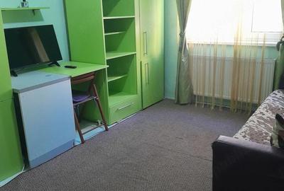 Garsonieră decomandată în Central - 1