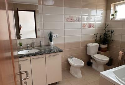 Duplex cu 4 camere cu Teren 300 Mp în Tărlungeni - 8
